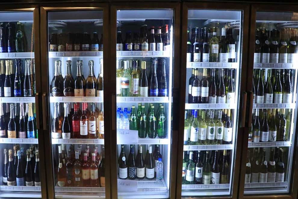 Jan-Mar alcohol imports dip